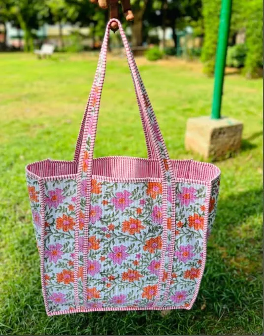 100% Cotton Quilted Shoulder Bag Tote Bag Women Reversible Shopping Bag & Daily Use Grocery Bags Travel Women Bags Gifts