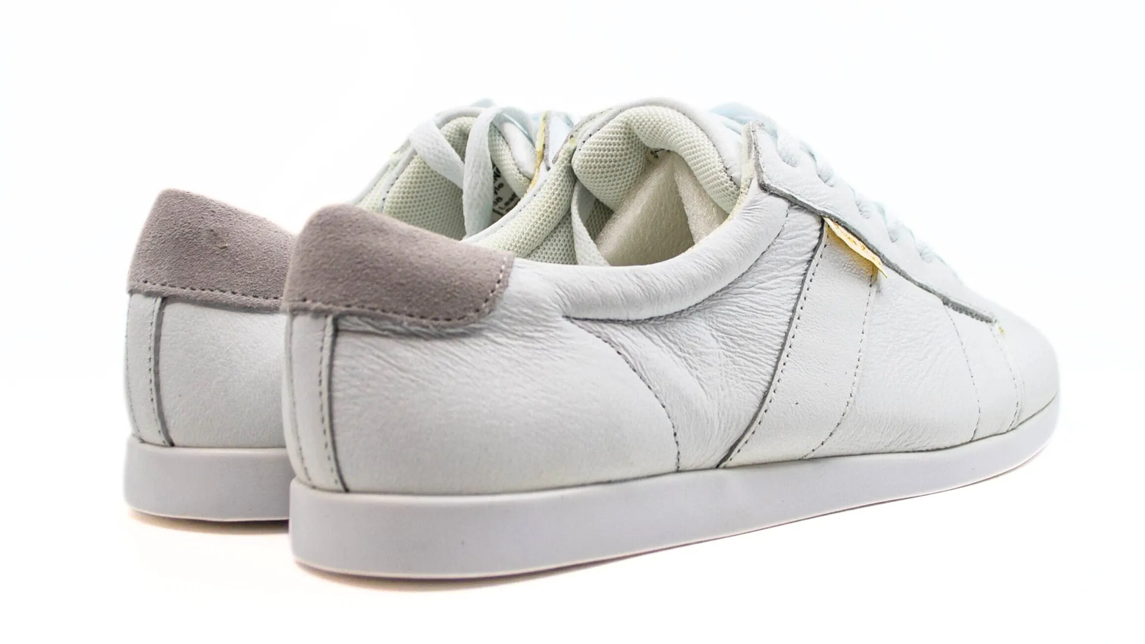 2306W - Ladies Dance Sneaker, In White Leather, With Dual Pivot Point, Spin Spots And Ultra Flexible, Smooth Sole