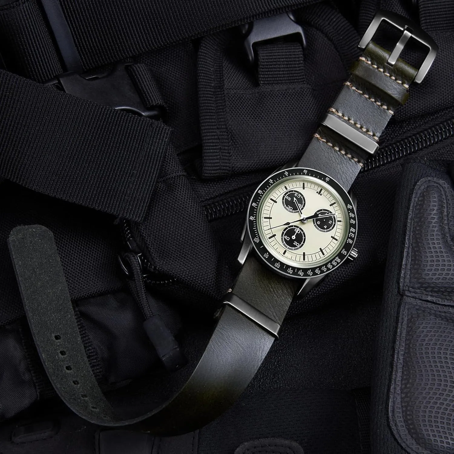 BINLUN Leather Watch Band Crazy Horse Oiled Leather Watch Straps 18mm 19mm 20mm 21mm 22mm 24mm Replacement One-Piece Watchbands for Men and Women Silver & Black Buckle
