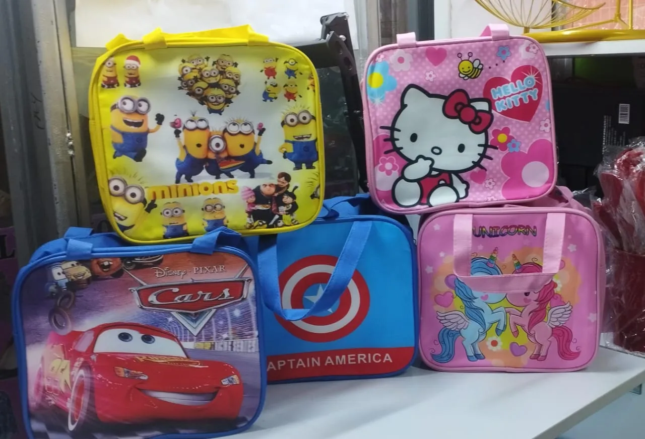Cartoon Themed Thermo insulated lunch bags