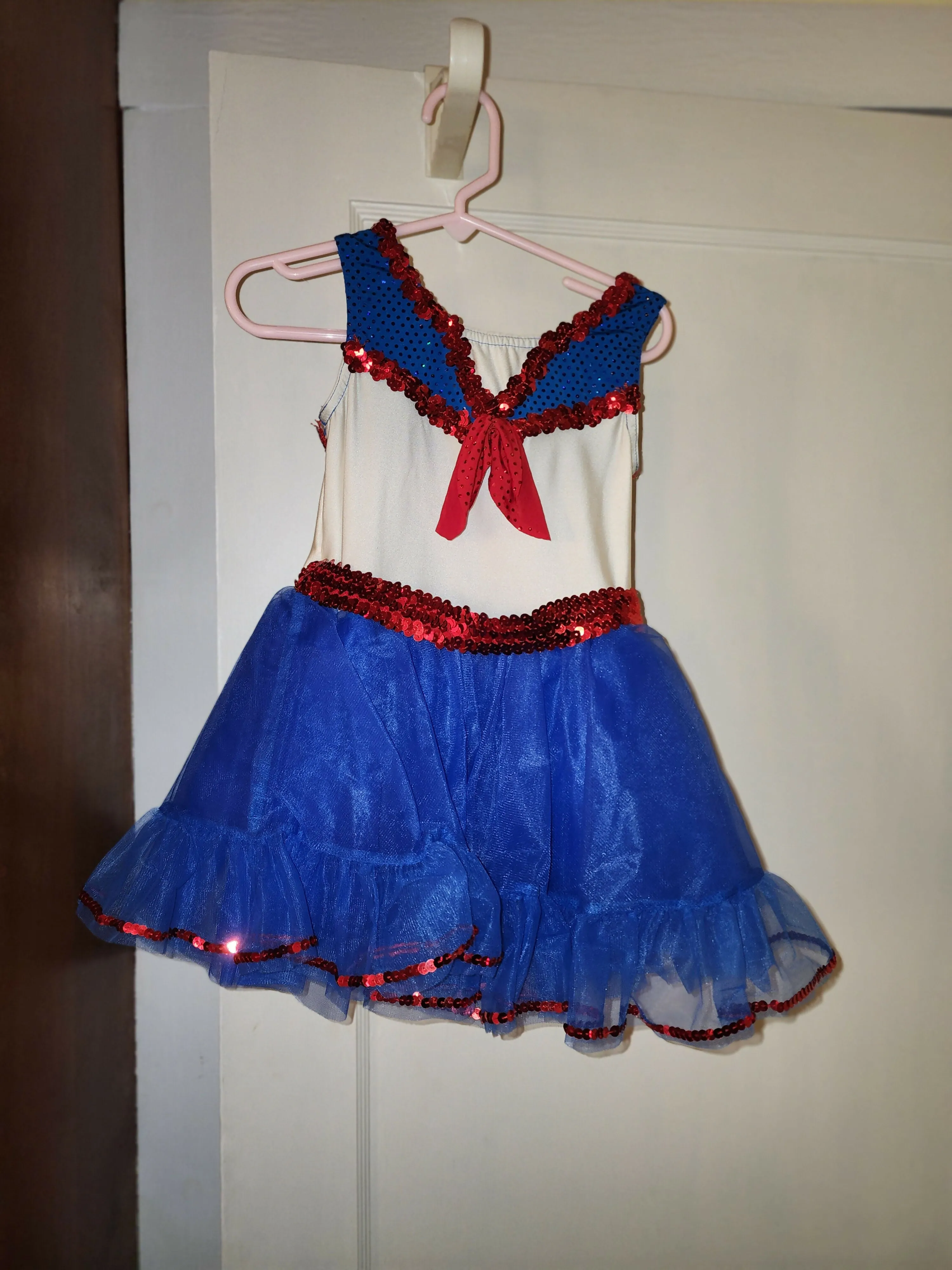 Costume