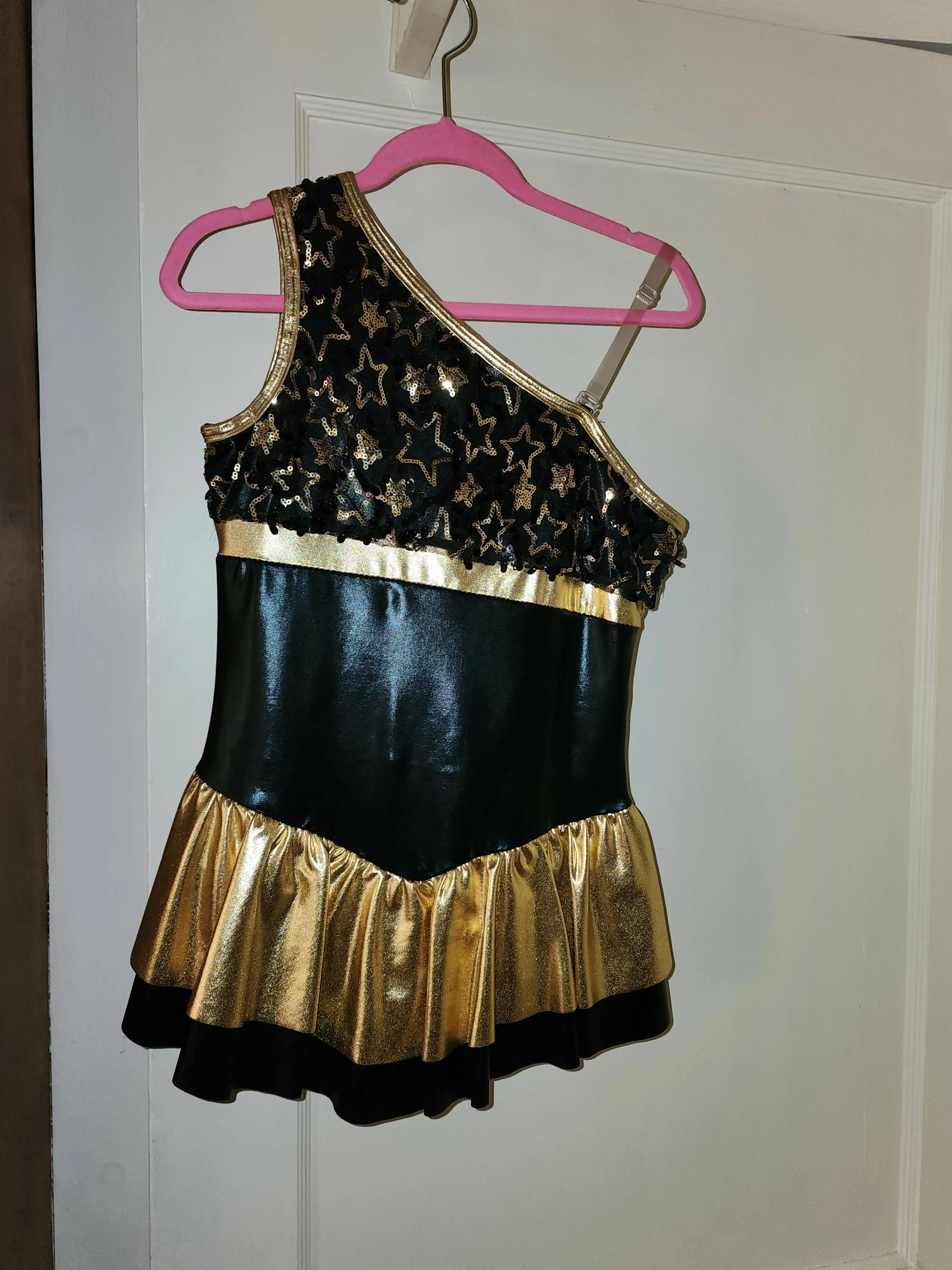 Costume
