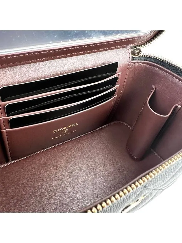 Cross Cosmetic Black Case Tailored service Classic Small Chanel Calfskin Luxurious Bag Grained