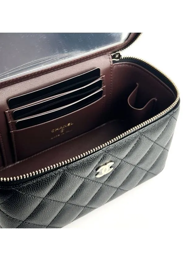 Cross Cosmetic Black Case Tailored service Classic Small Chanel Calfskin Luxurious Bag Grained