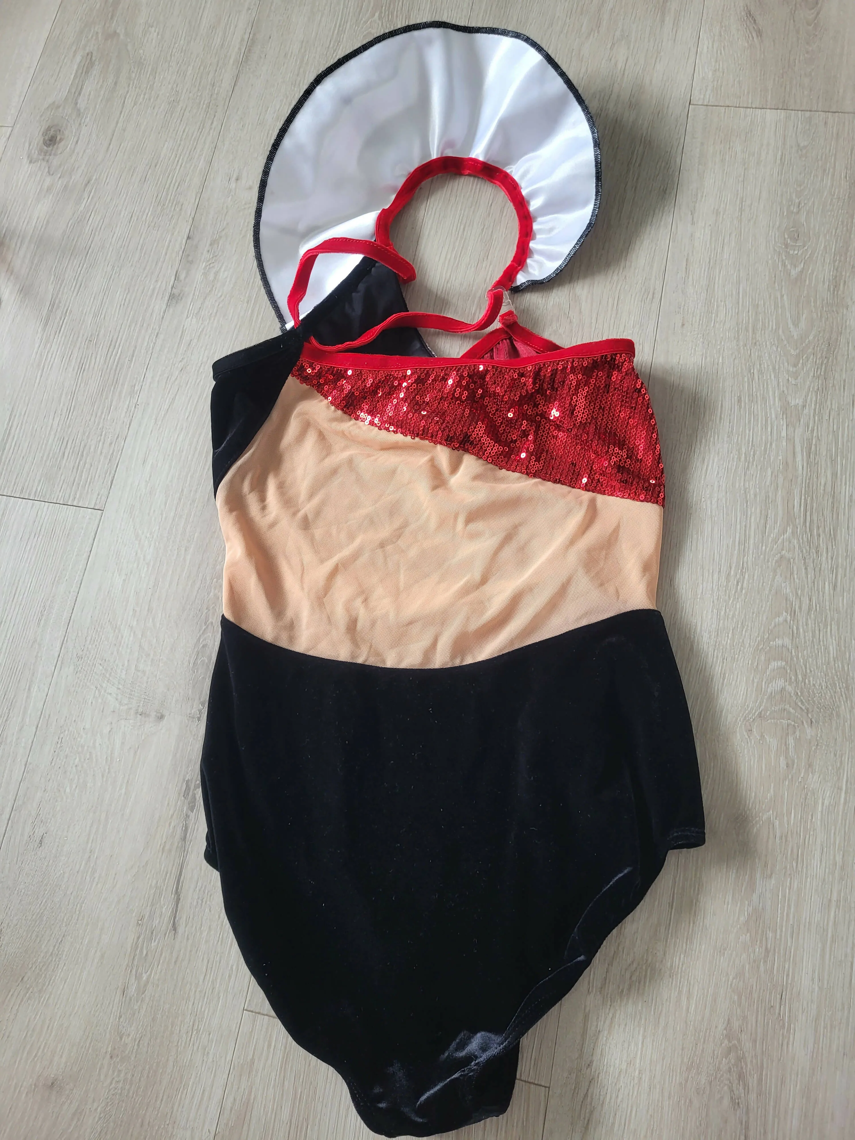 Dance costume