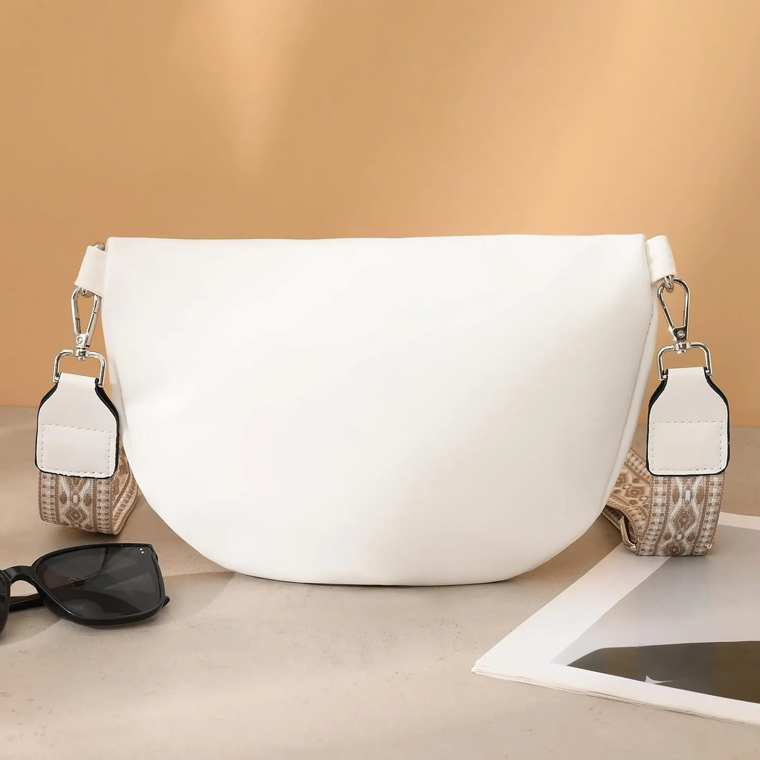 Fanny Packs for Women Cross Body Belt Bag for Women with Guitar Strap PU Leather Crossbody Bags for Women Trendy Cute Designer Bum Bags for Travel Everyday(White)