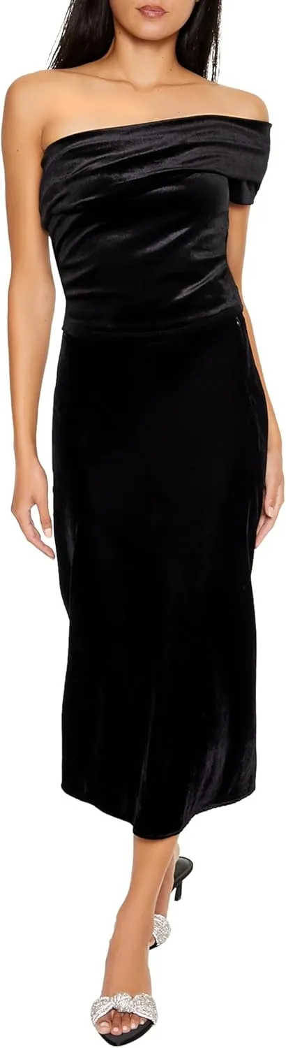 Forever 21 Women's Velvet One-Shoulder Crop Top