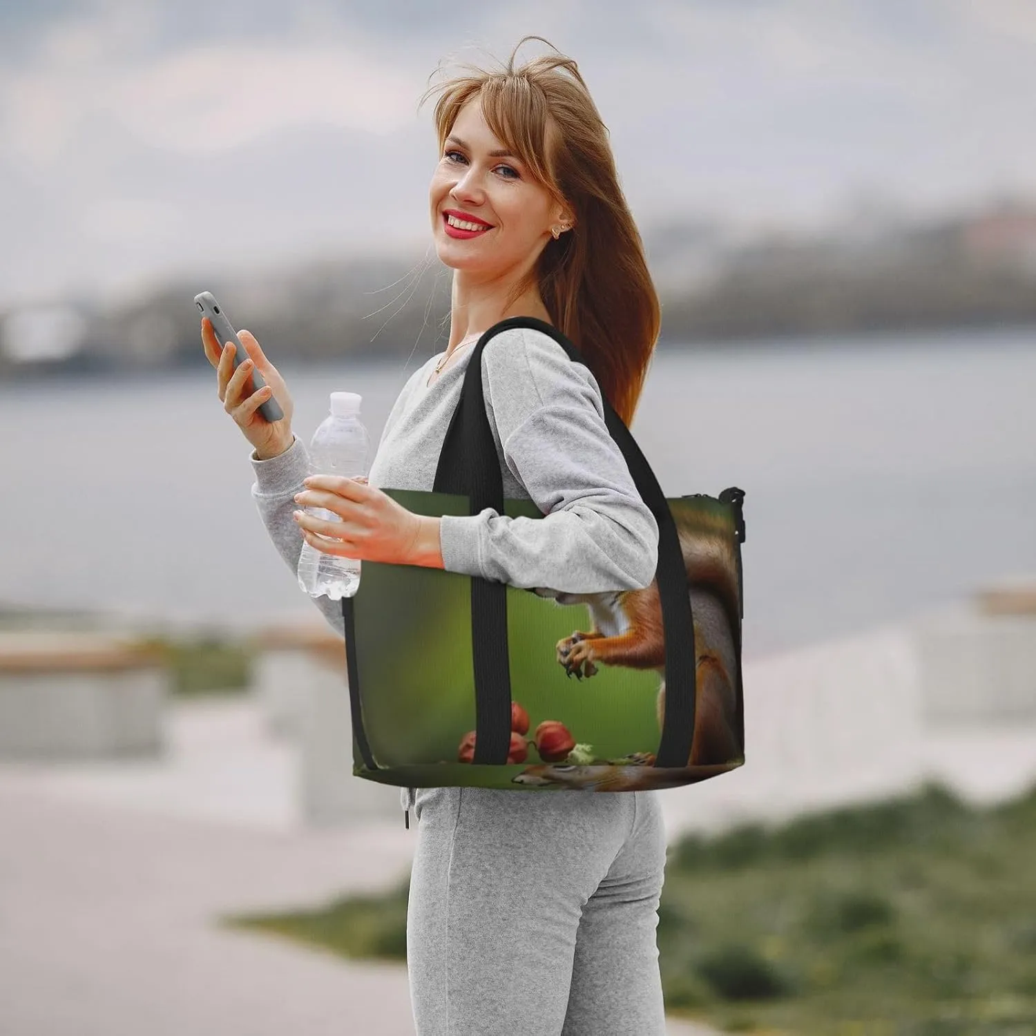 Gym Bag squirrel Duffel Bag for Men Women Travel Overnight Bag with Shoe Compartment Workout Bags