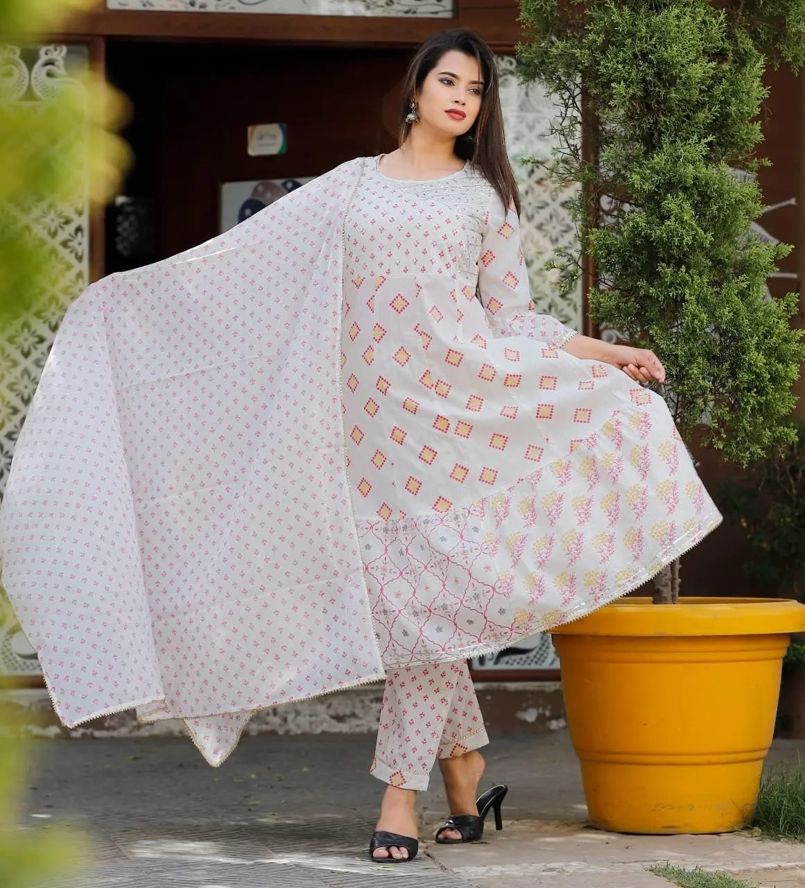 INDACORIFY Gorgeous Cotton Kurti Pant with Dupatta Suit for Girls & Women Festive Party Office Wear Salwar Kameez