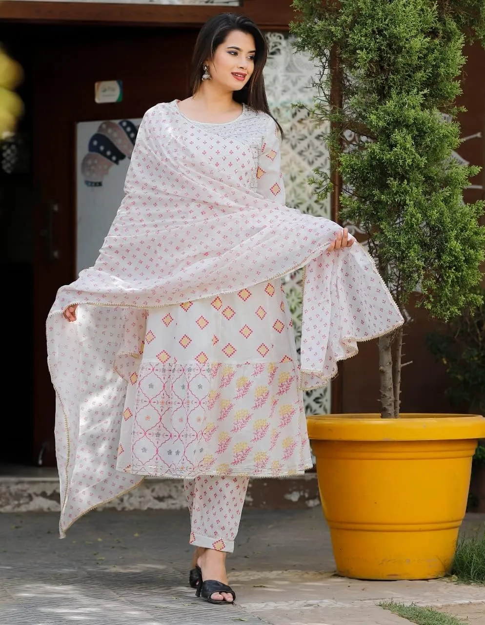 INDACORIFY Gorgeous Cotton Kurti Pant with Dupatta Suit for Girls & Women Festive Party Office Wear Salwar Kameez