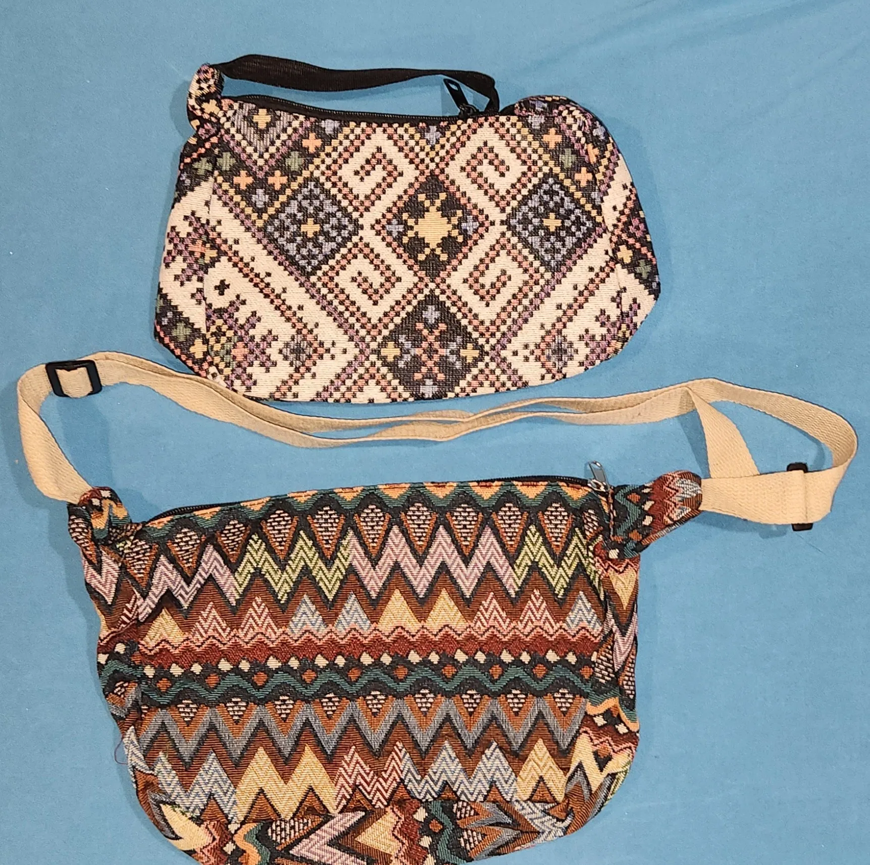 Ladies Bag Capsule Scoop