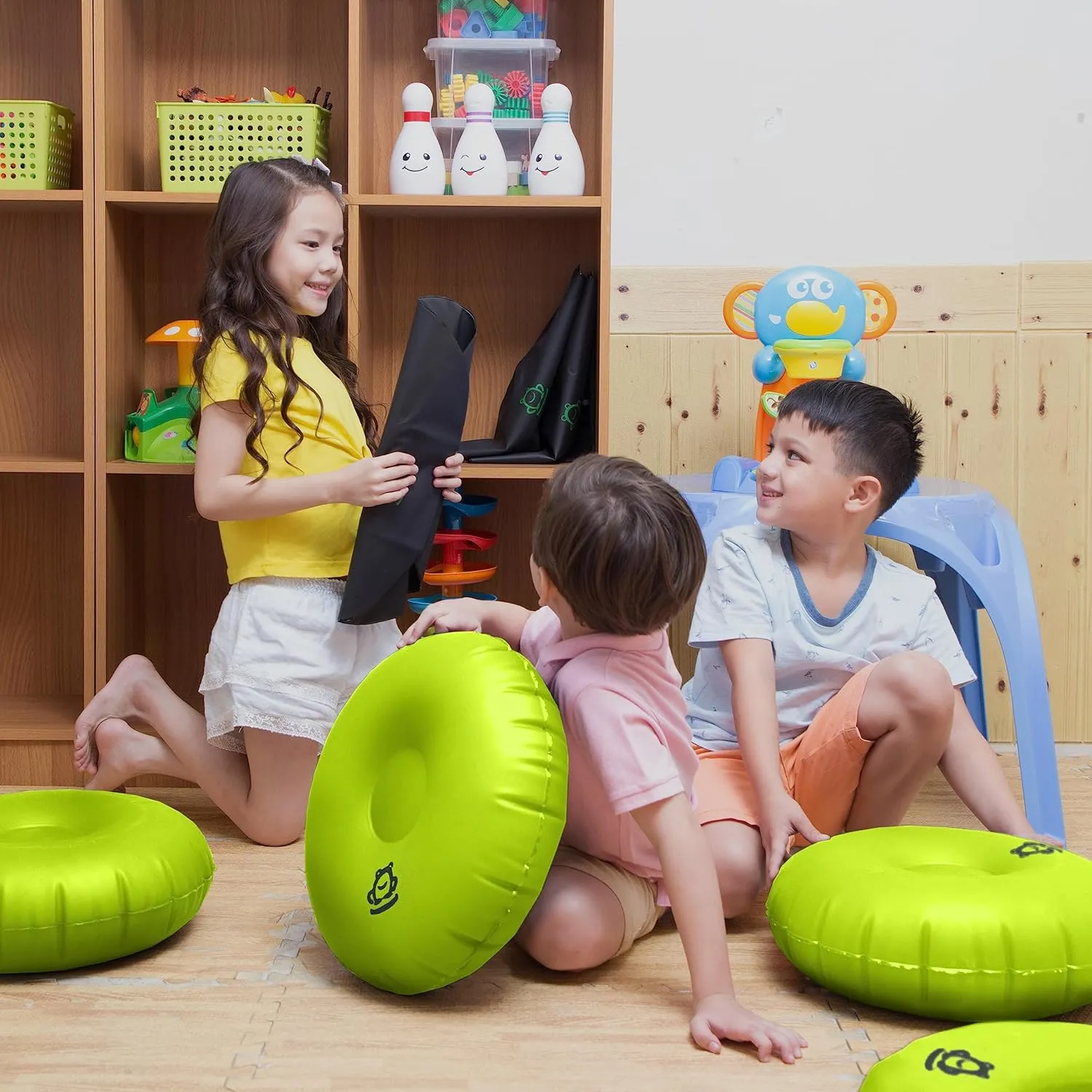 LILYPAD Wiggle Seat for Sensory Kids | Stackable, Flexible Seating for Classroom Elementary, Middle School or Home Learning | Lightweight, Portable Wobble Cushion Floor Seating (5 Pack)