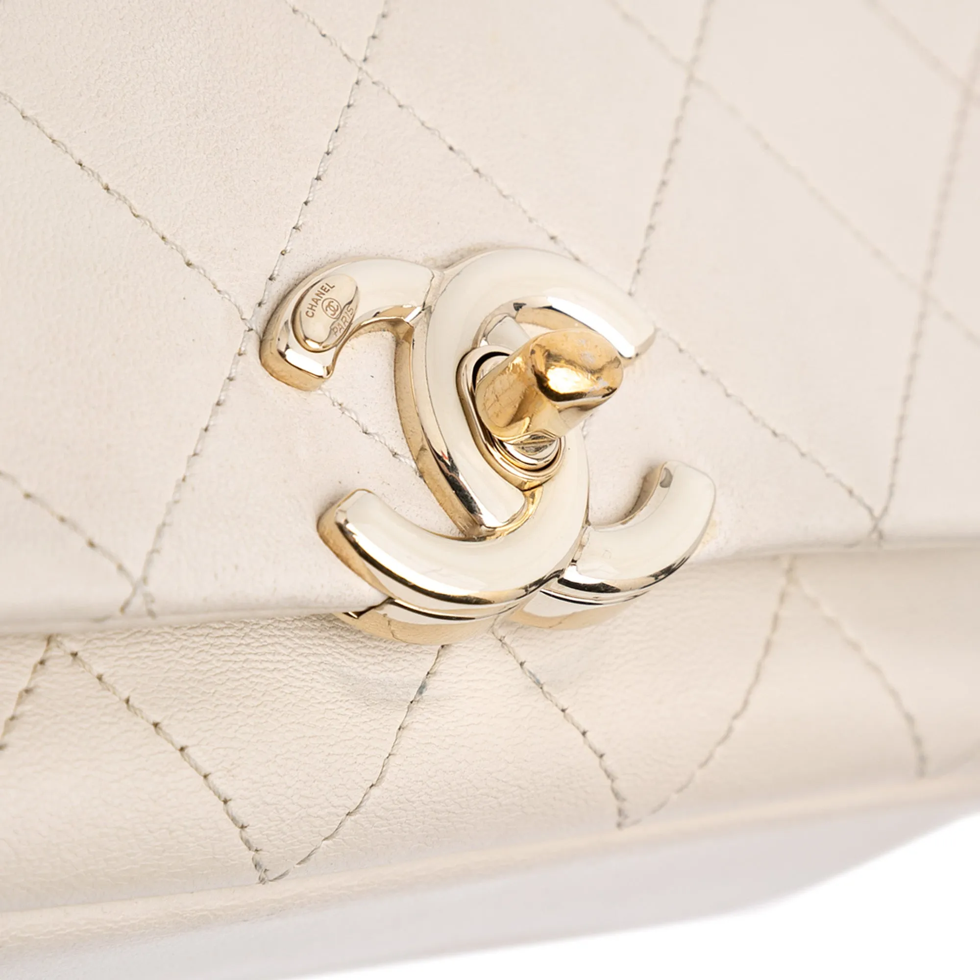 Medium Lambskin Twist Chain Enamel CC Flap