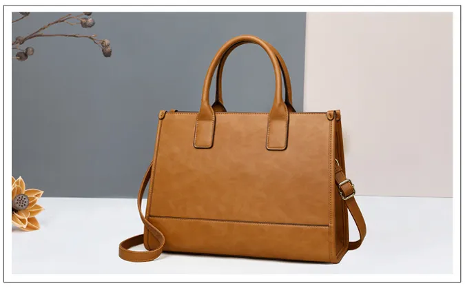 Metropolitan Satchel