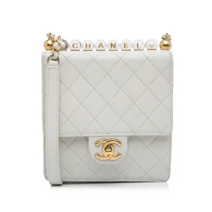Mini Chic Pearls Crossbody