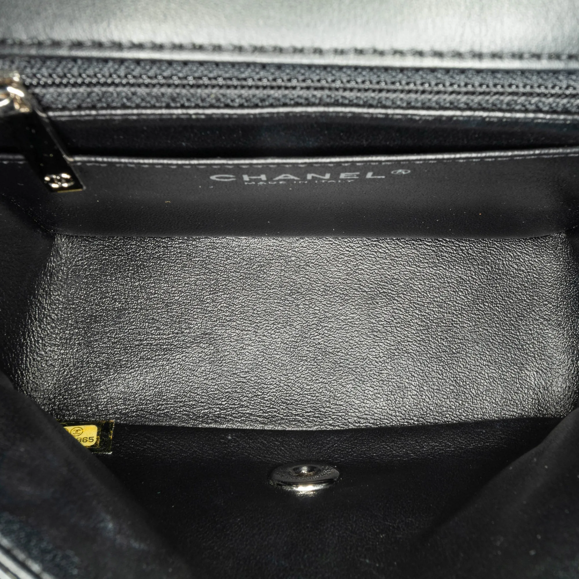 Mini Square Classic Patent Single Flap