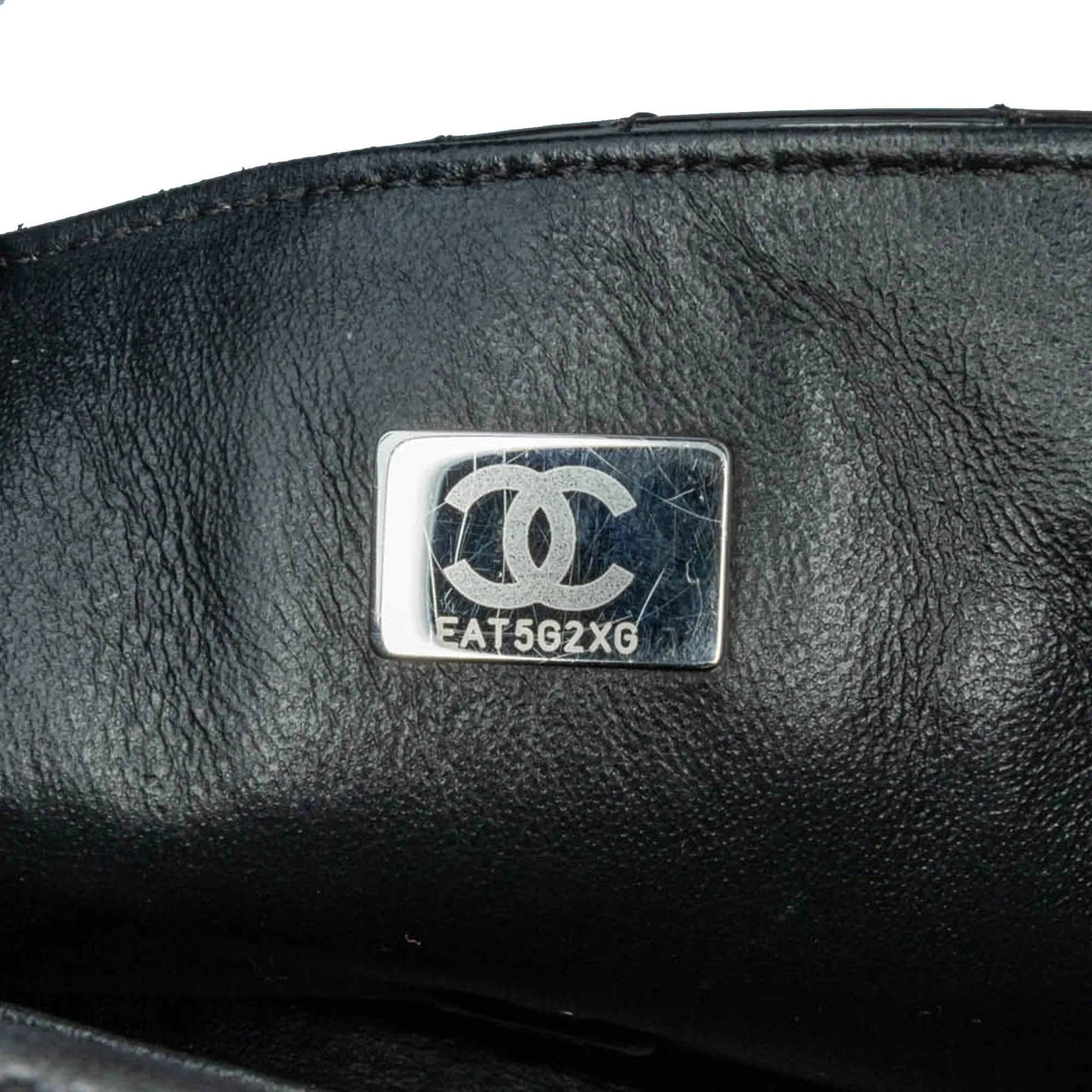 Mini Square Classic Patent So Black Single Flap