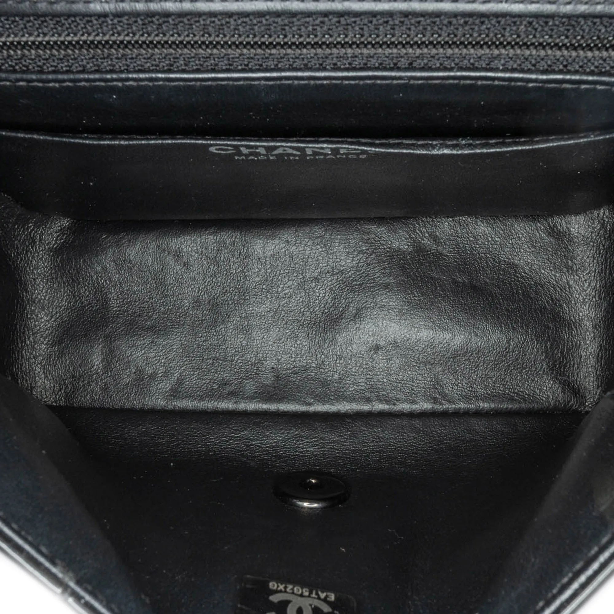 Mini Square Classic Patent So Black Single Flap