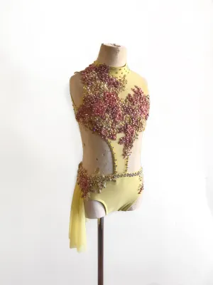 PAST COSTUME