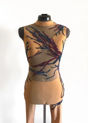 PAST COSTUME