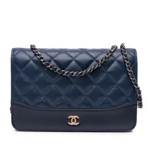 Quilted Aged Calfskin Gabrielle Wallet On Chain