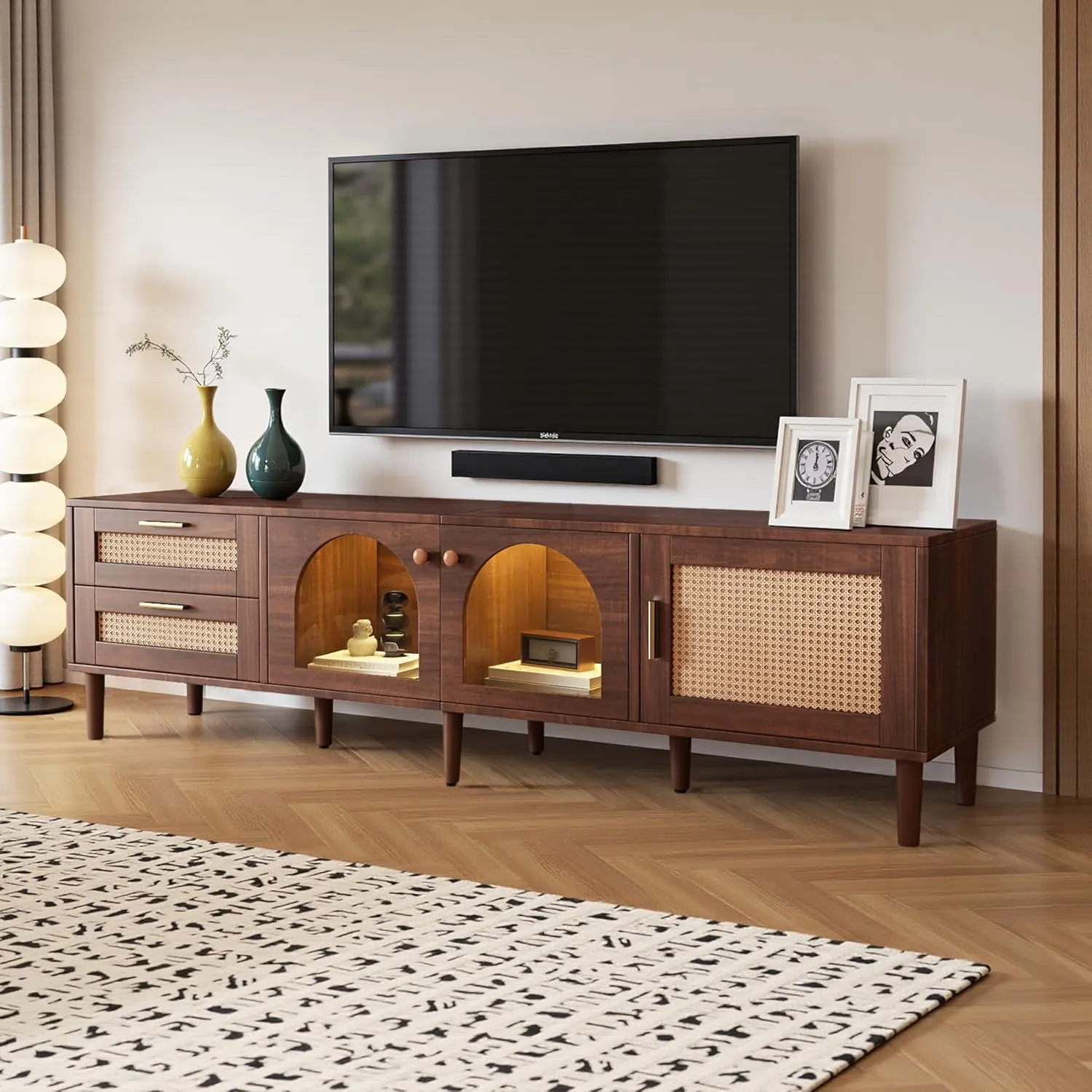 Rattan TV Stand for 75 Inch TV, Modern Farmhouse Media Console with Solid Wood Legs, Multi-Functional Storage & Cable Management, Easy Assembly Entertainment Center for Living Room Home