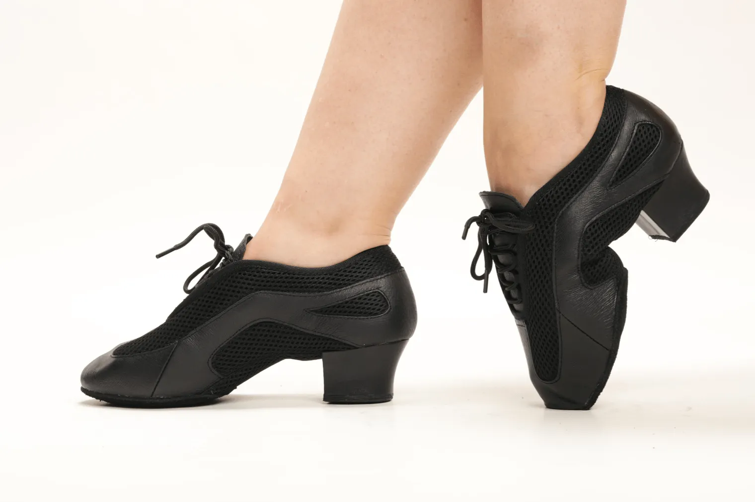 S902 - Ladies Split-sole, 1.5 Inch Cuban Heel, Practice Shoe.