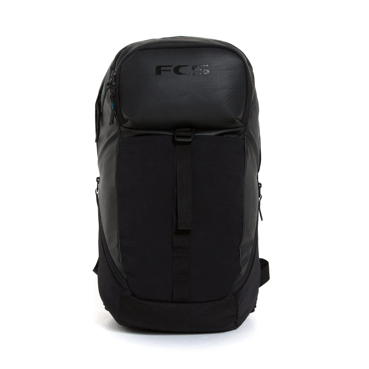STRIKE TRAVEL PACK