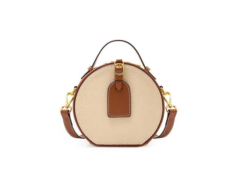 The Chic Adventurer
