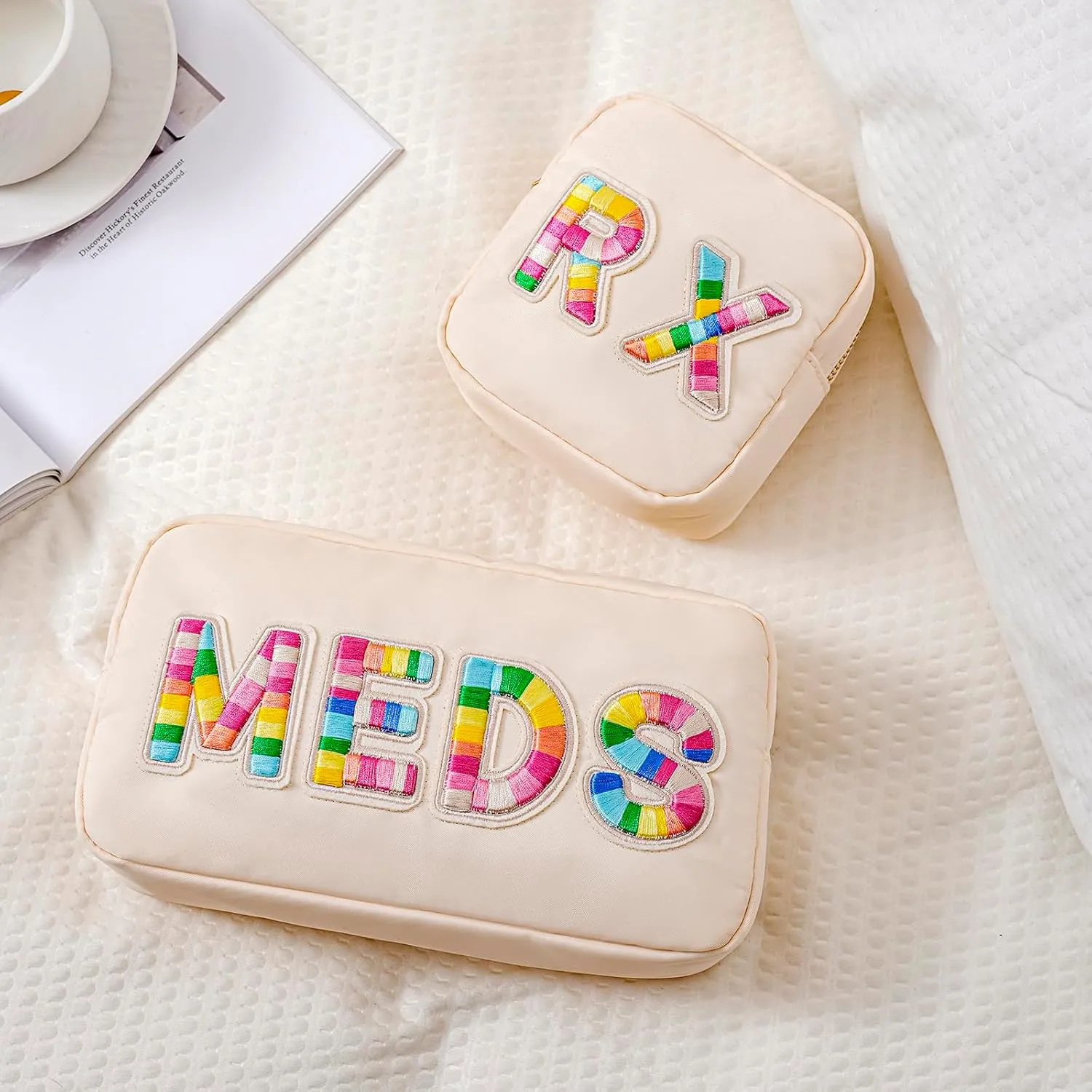 uekeboag Personalized Small Canvas Medicine Cosmetic Bag, Cute Plaid Pattern Chenille Letter Patch RX Drug Pouch with Zipper, Makeup Travel Gift Bag for Women and Girls (11Beige Canvas)