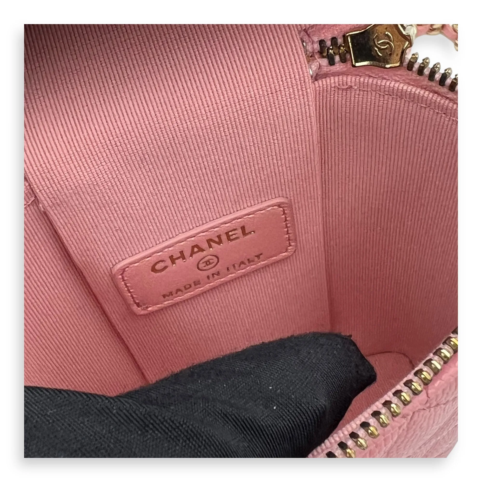 Vanity Phone Crossbody bag in Caviar leather, Gold Hardware