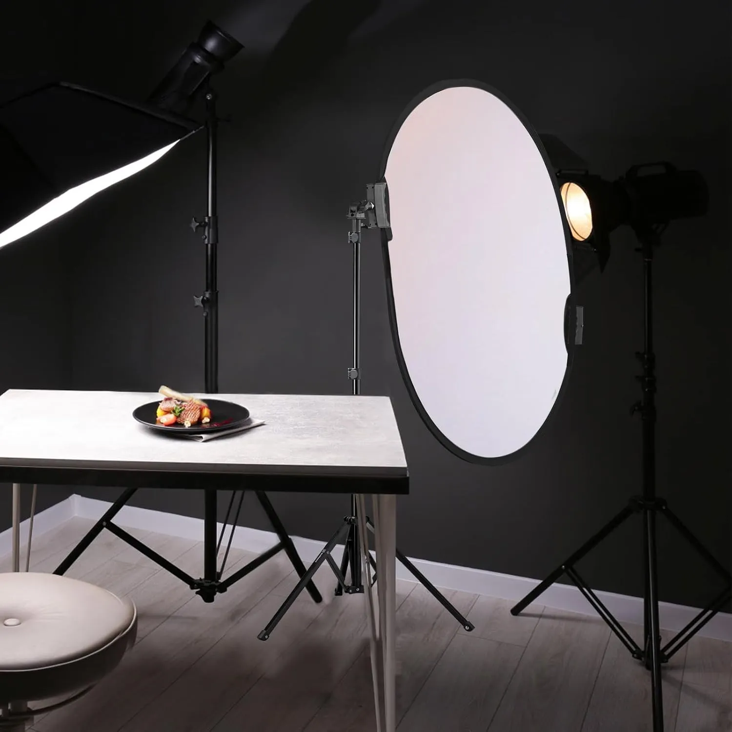 Wellmaking 43Inch/110cm Photography Light Reflector, Portable Foldable 5 in 1 Diffuser Reflectors with Bag & tilt Adapter for Studio & Outdoor Lighting-Translucent, Silver, Gold, White and Black