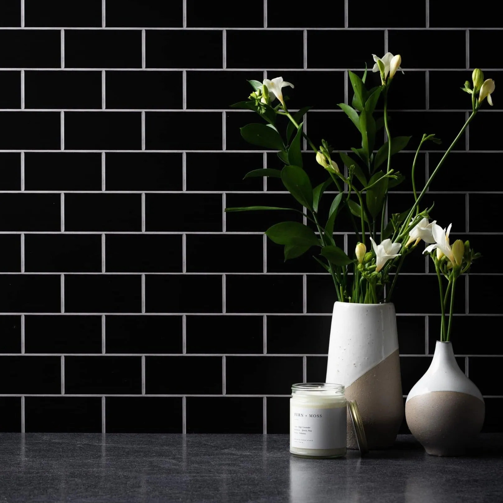 White Subway Tile/Ebony Subway Tile - XL