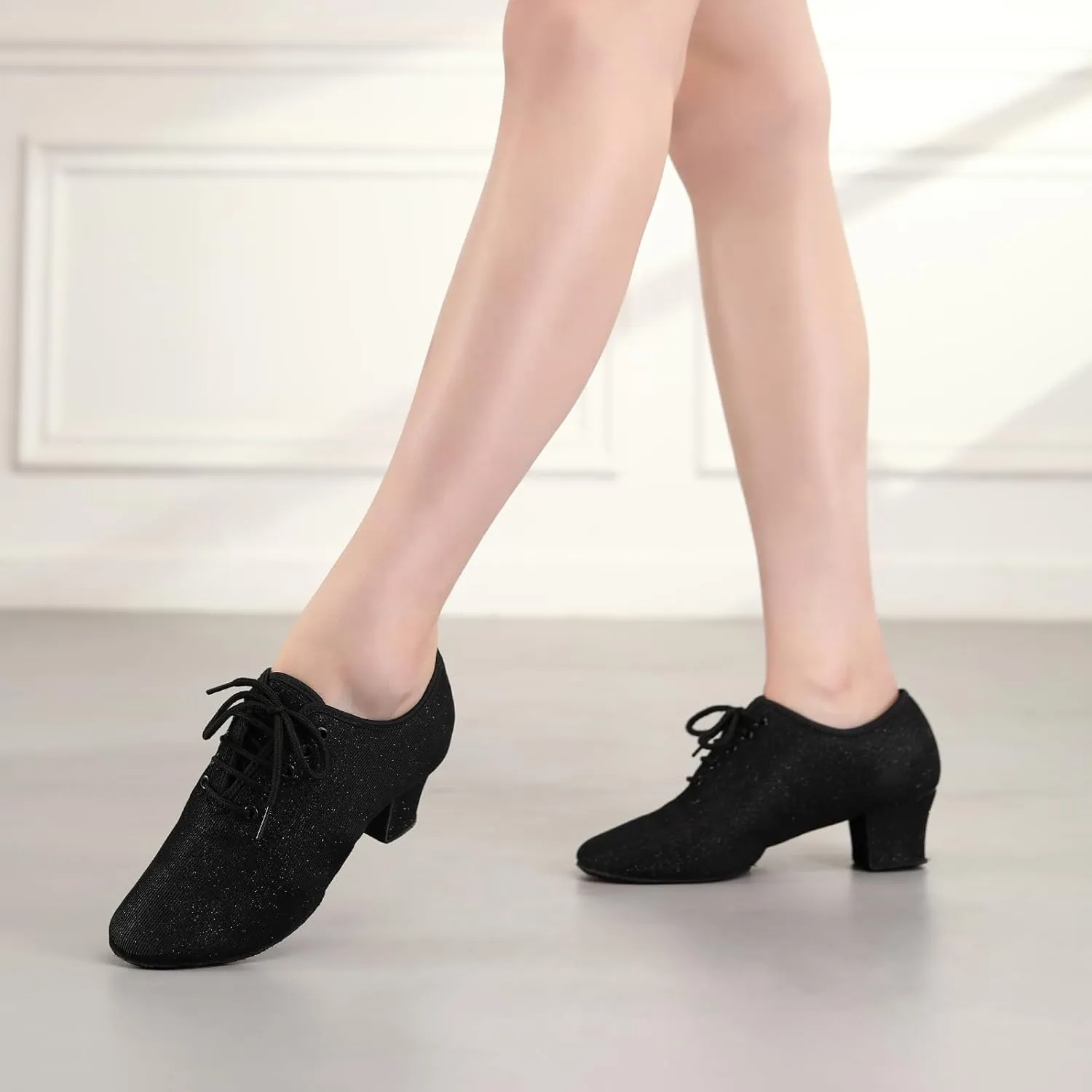 Women's Ballroom Dance Shoes Lace-up Closed Toe Low Heel Latin Dancing Shoes Salsa Rhythm Teaching Practice Professional Performance Dance Shoes