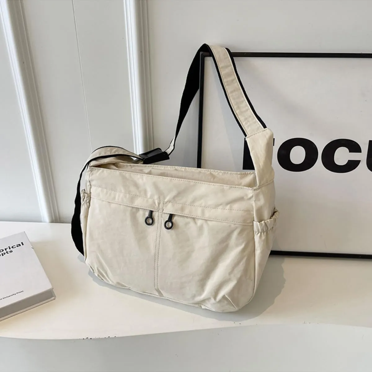 Women's casual shoulder bag, women's waterproof nylon dumpling bag, crossbody bag